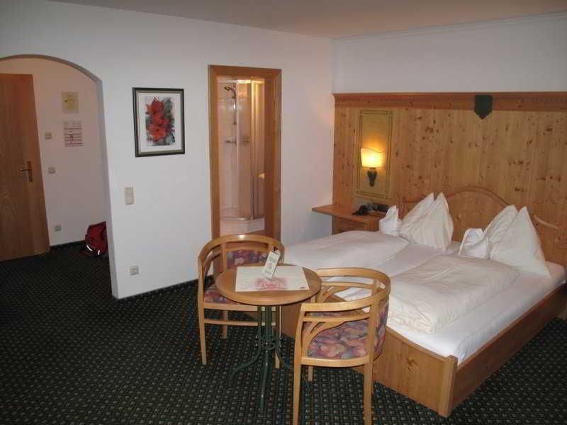 Wieseneck Otel Sankt Johann im Pongau Dış mekan fotoğraf